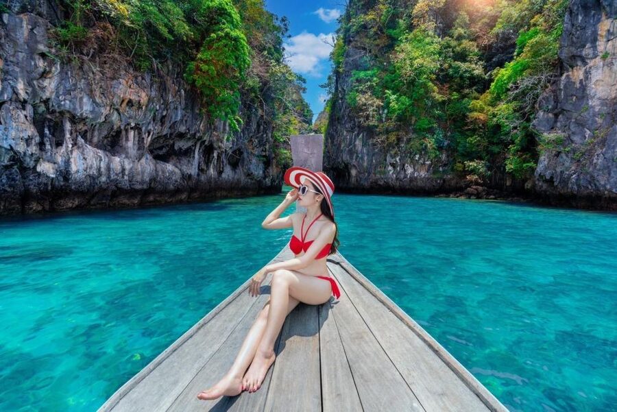 From Krabi: Hong Island Sunset Tour+Bioluminescent Plankton - What the $63 price really covers