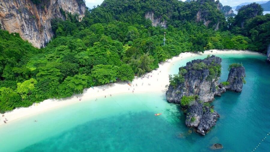 From Krabi: Hong Islands Day Trip by Speedboat with Lunch - Pickup from Ao Nang and the private pier