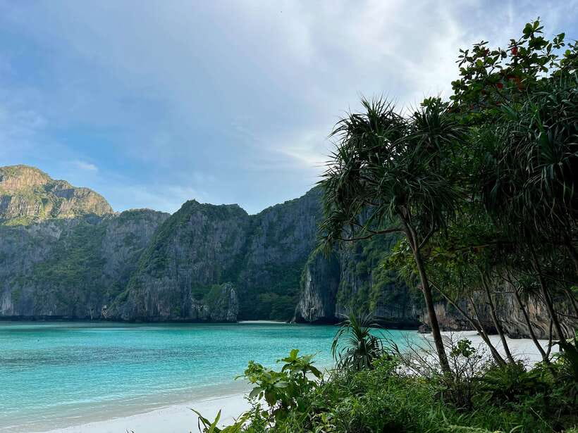 From Phi Phi: Full Day 7 Island Tour by Longtail with Sunset - Pileh Lagoon: the day’s first big swim