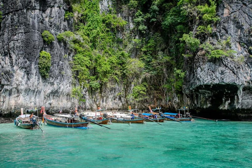 From Phi Phi : Splash & Explore – Half-Day Tour By longtail - Maya Bay, beautiful and crowded