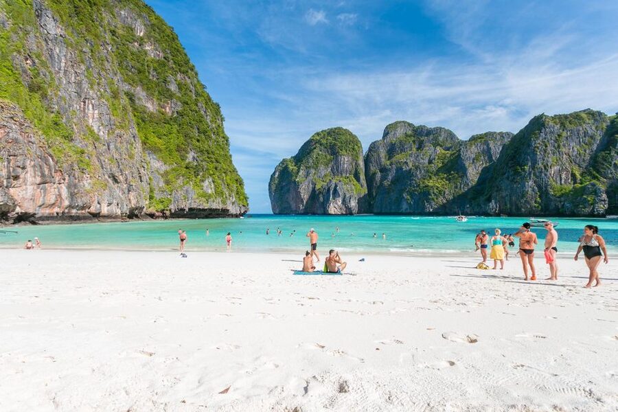 From Phi Phi: Sunrise Maya Bay, Pileh Lagoon Speedboat Tour - Guides, group mood, and the pace of the day