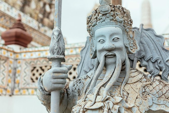 Full Day Bangkok PRIVATE City Tour With Locals - Wat Trimit & Wat Pho tickets - Wat Traimit and the 5.5-ton Golden Buddha