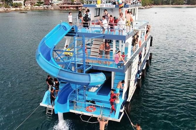 Full day snorkeling adventure around Koh Tao - Hin Wong Bay brings fish and rocky scenery