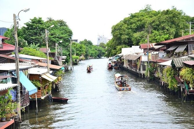Giant Buddha and Bangkok Local Tour - Booking, weather, and cancellation details