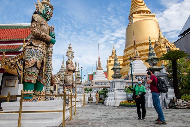 Grand Palace & Wat Arun Immersive Guided Walking Tour 3-Hour - Meeting at Tha Chang