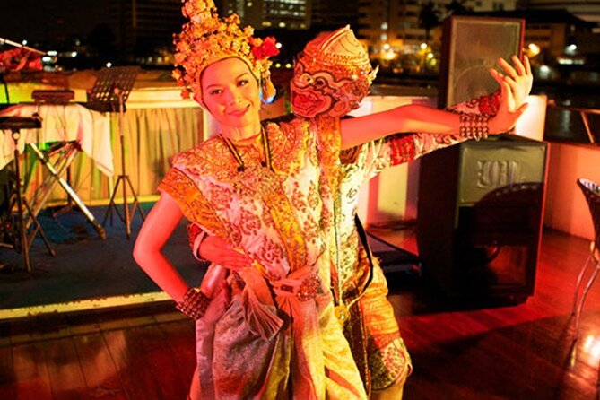 Grand Pearl Dinner Cruise Experience at Bangkok with Pickup - Boarding at River City and the first welcome
