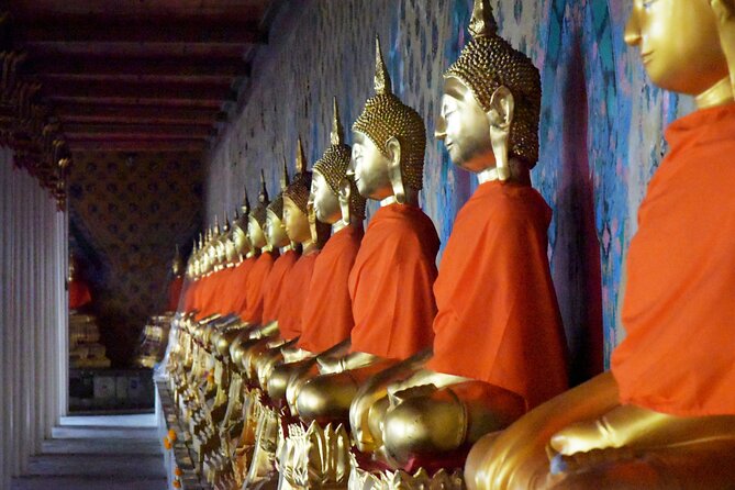 Half day Bangkok with Private Canal tour by long tail boat - Bangkok Noi by private long-tail boat