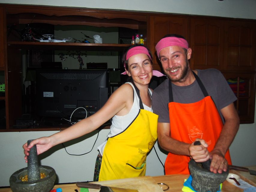 Half-Day Cooking Class with Market Tour - Choosing your five dishes