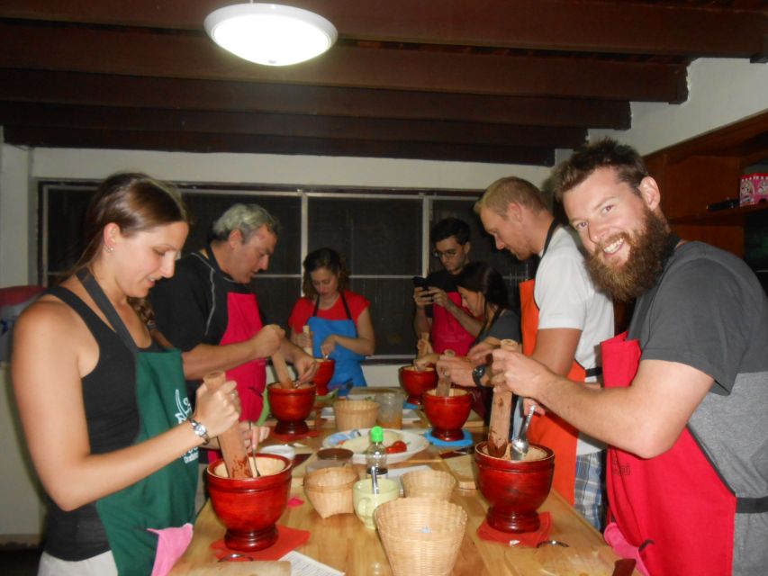 Half-Day Cooking Class with Market Tour - Morning or evening class?