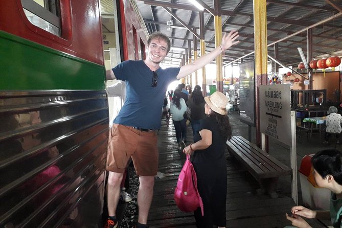 Half-Day Railway Market and Floating Market Tour in Thailand - Guide quality can shape the whole day