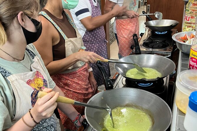 Half day Thai cooking Class + Market tour+Garden tour - A market-first introduction to Thai cooking