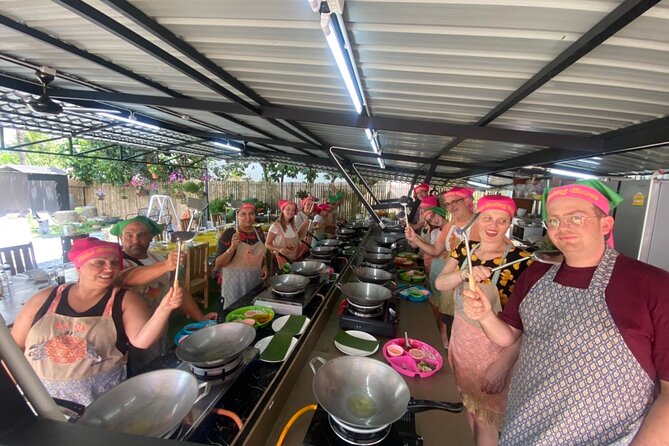 Half day Thai cooking Class + Market tour+Garden tour - How the four-and-a-half-hour schedule works