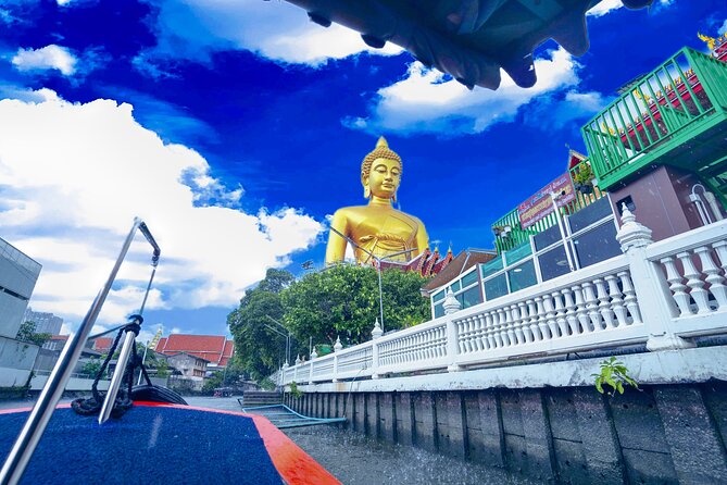 Hidden Bangkok: Local Canal & Artist Village by EV Boat - Santa Cruz Church and the Kudi Chin neighborhood
