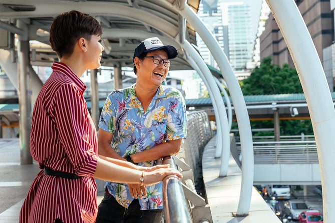 Highlights & Hidden Gems With Locals: Best of Bangkok Private Tour - Wat Rakhang and a quieter temple visit