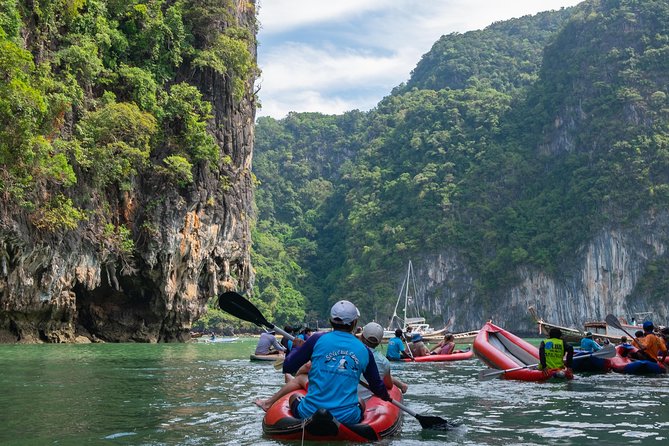 Hong by Starlight: Sea Cave Kayaking and Loy Krathong Floating - Why the midday-to-midnight schedule works