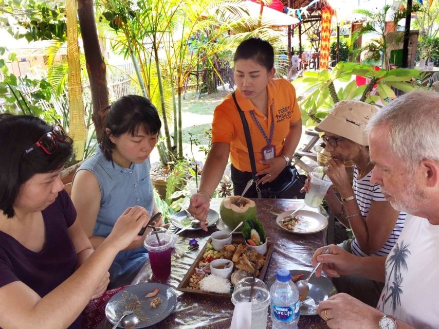 Hua Hin: Eat Like a Local Thai Food Tour - Five stops, three regions of Thailand