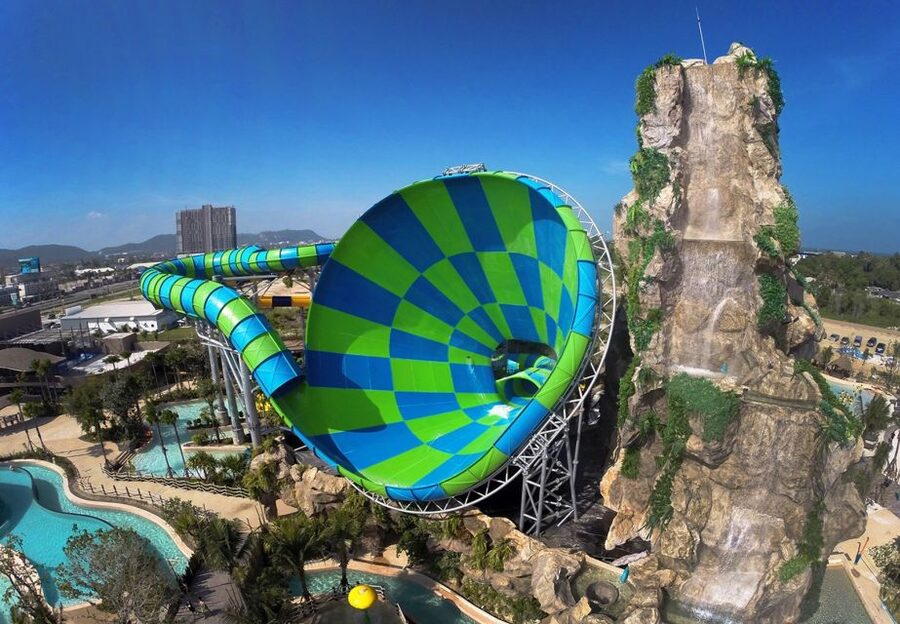 Hua Hin: Vana Nava One-Day Water Jungle Park Entrance Ticket - Lazy River, Wave Pool, and Infinity Pool