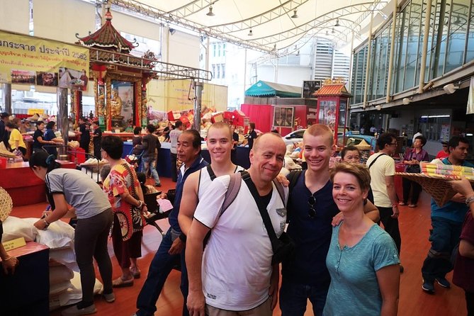 In and around Bangkok Private Tour Guide with Custom Experience - Markets, Chinatown, and food stops