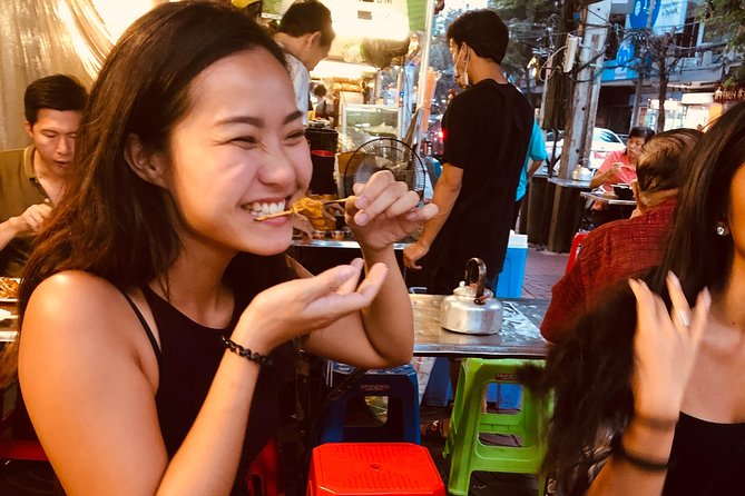 Incredible Bangkok Food Tour - Michelin Guide snacks and dessert stops