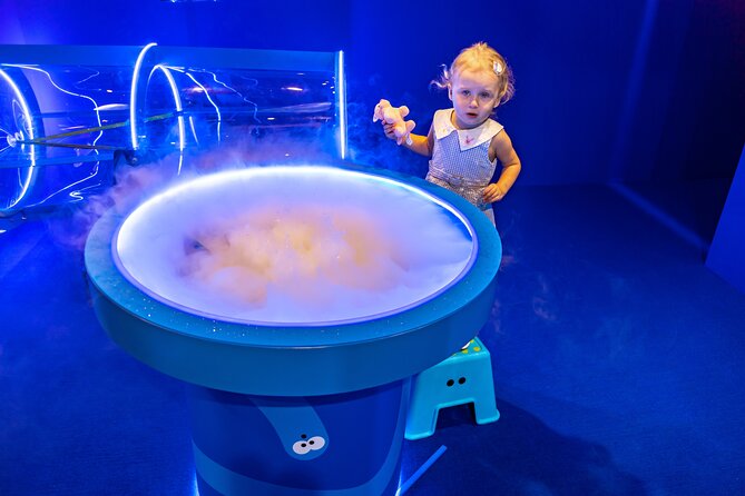Interactive Amusement and Science theme park for all Ages - The 40-Minute Science Show