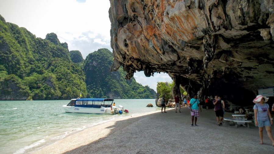 James Bond Island: Sightseeing Tour by Longtail Boat & Kayak - Who should book this tour?