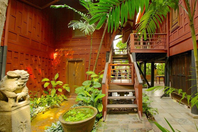 Jim Thompson's House and National Museum Bangkok (Phranakorn) - The National Museum Bangkok changes the scale