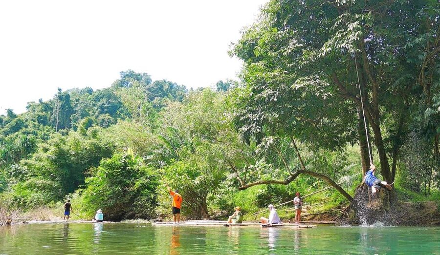 Khaolak: Bamboo Rafting, Waterfalls, and Turtle Conservation - Should you book the bamboo rafting and turtle tour?