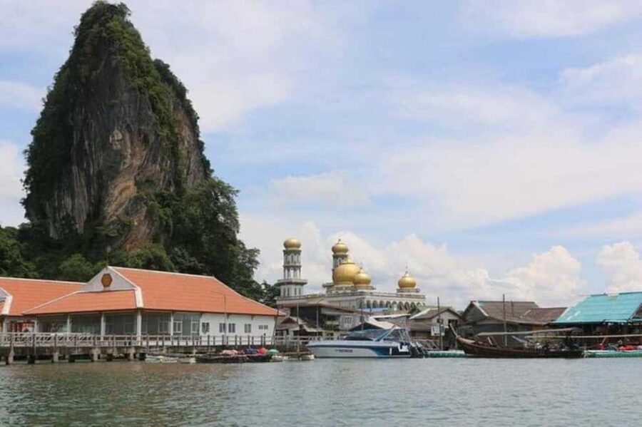 Khaolak Half Day: Phang Nga Bay, Tapu Island & Panyi Village - Tide-dependent rock passages