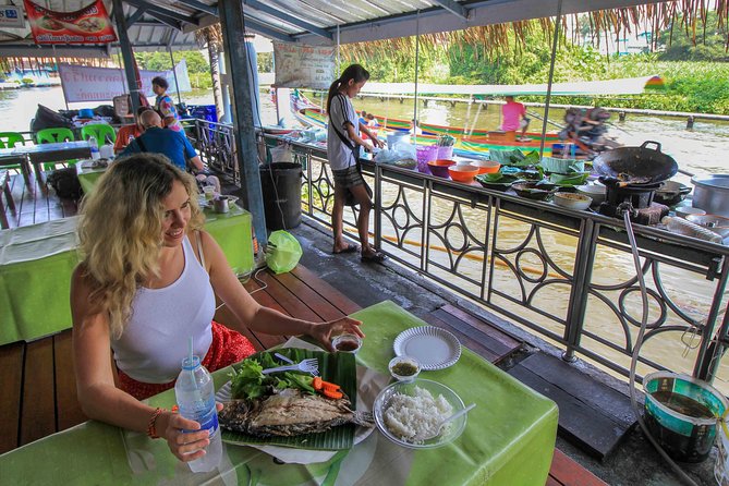 Khlong Lat Mayom & Taling Chan Local Floating Markets Tour (SHA Plus) - Who will enjoy this morning most?