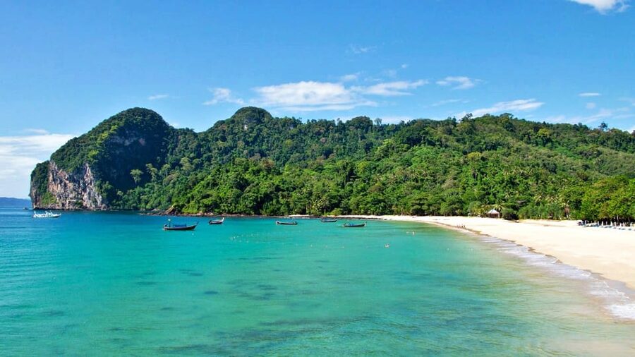 Ko Lanta: Emerald Cave and 4 Islands Tour by Longtail Boat - What to bring and how to prepare