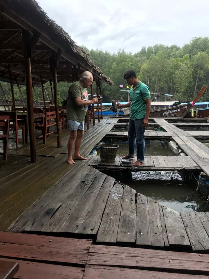 Ko Lanta: HALF DAY EXPLORE MANGROVE KAYAKING TOUR AND LUNCH - What to pack for the kayak