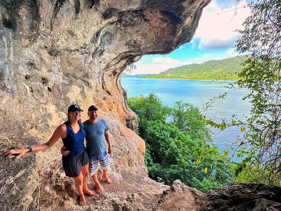 Ko Lanta: Half-Day Kayaking Koh Phee & Koh Talabeng 2 Caves - A four-hour outing with two very different caves