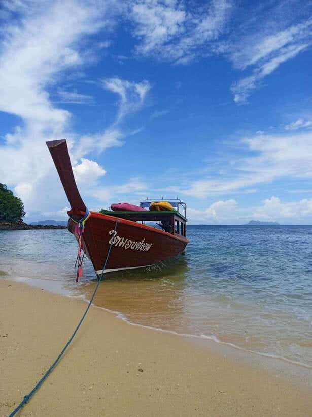 Ko Lanta: Ko Aung, Ko Phee Ghost Cave Island, Talabeng Kayak - Lunch at Mangrove Seafood Restaurant