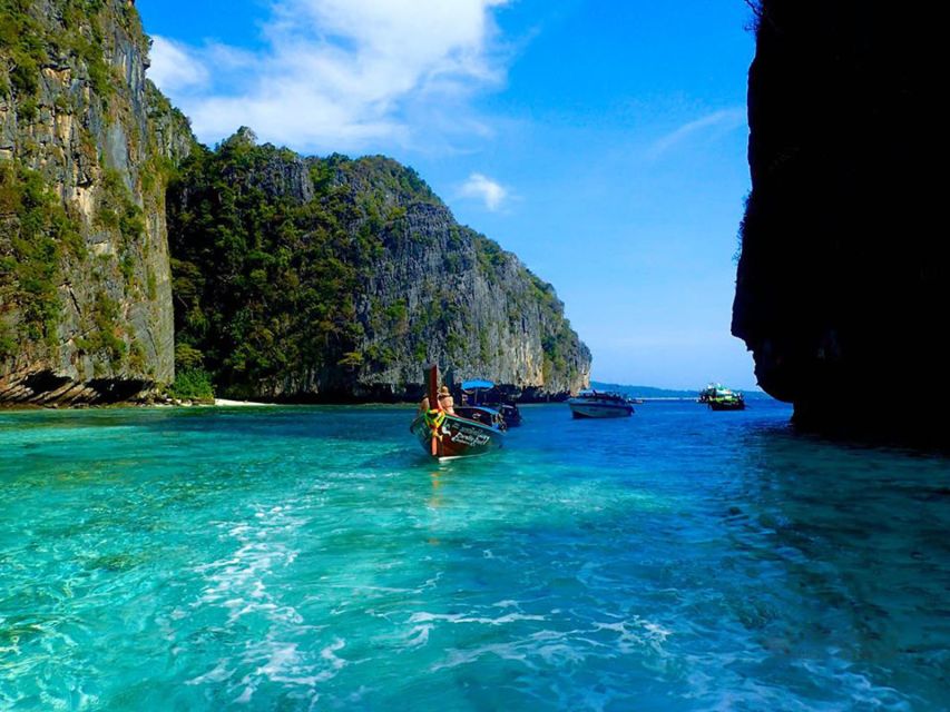 Ko Lanta: Phi Phi Day Trip by Speed Boat - Maya Bay: famous, beautiful, and tightly managed