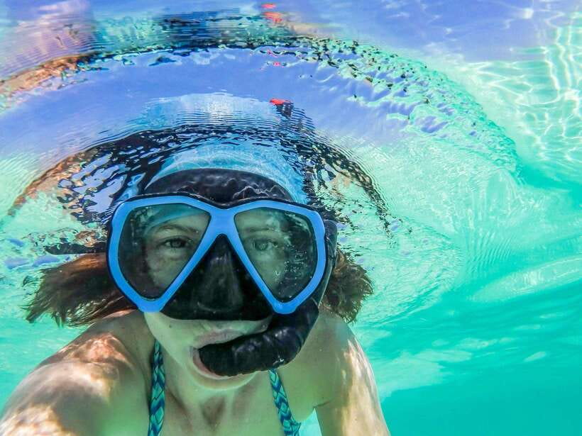 Ko Lanta: Unique 4-Island Long-Tail Snorkeling Tour w/ Lunch - Ko Muk’s Emerald Cave requires calm nerves