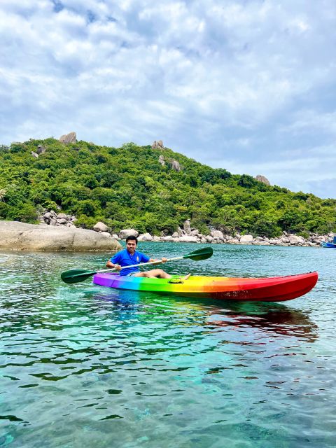Ko Tao: Tao-Nangyuan Snorkeling Day Trip with Meals & Sunset - Aow Leuk’s sandy bottom and easy entry