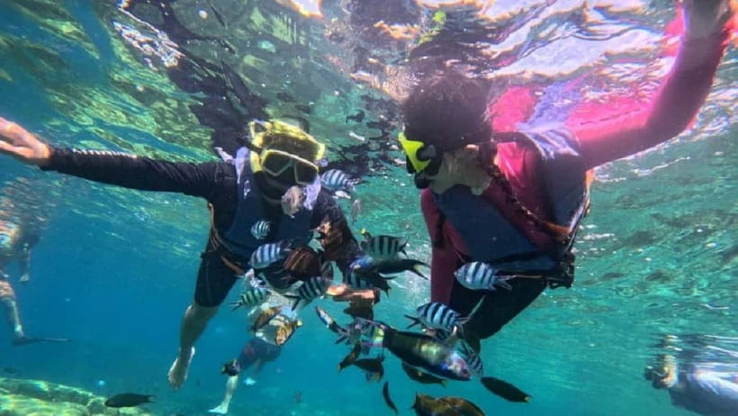 Koh Chang: 5 Island Guided Boat Tour with Lunch Buffet - Lunch on board at the middle of the day