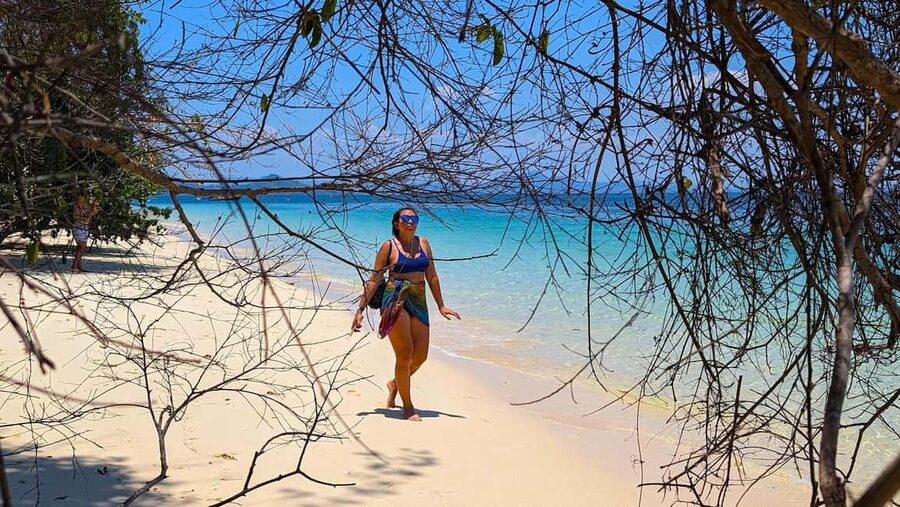 Koh Lanta: 4 Islands, Emerald Cave & Koh Kradan by Longtail - Emerald Cave at Koh Muk