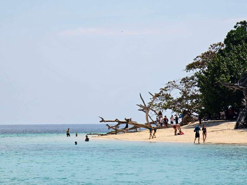 Koh Lanta: 4 Islands Tour by Speedboat with Snorkeling - Who Should Book This Speedboat Day