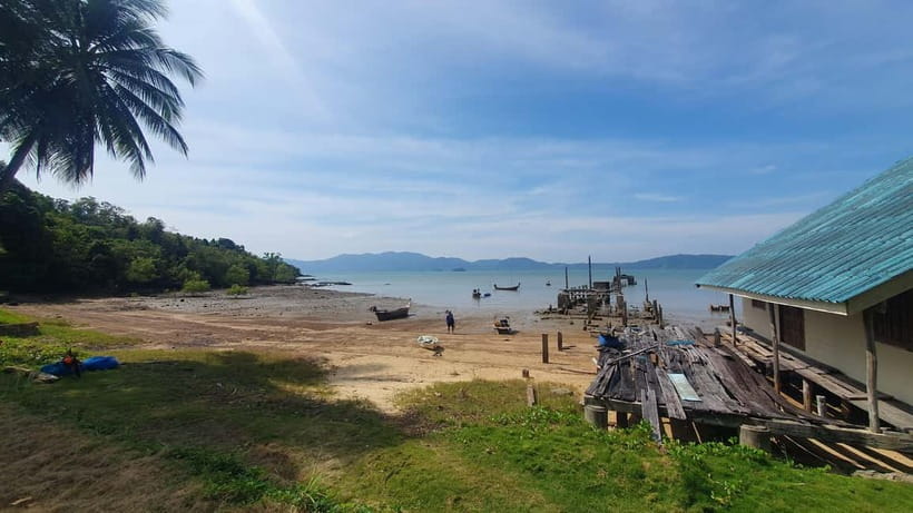 Koh Lanta Cultural Tuk-Tuk Tour: Old Town, Batik & Mangroves - Walking through the mangroves