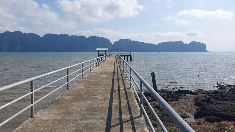 Koh Lanta Cultural Tuk-Tuk Tour: Old Town, Batik & Mangroves - Should you book this Koh Lanta tuk-tuk tour?