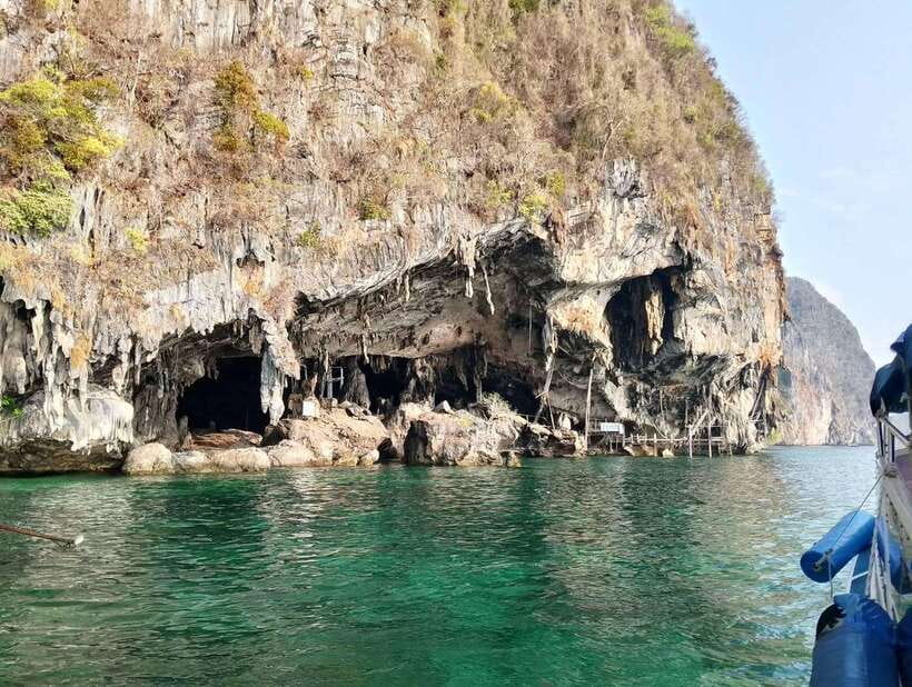 Koh Lanta: Tin's Speedboat Odyssey to Bamboo Island & Beyond - Snorkeling around Phi Phi Don