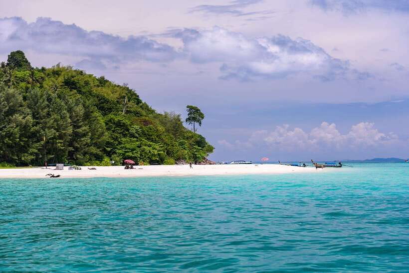 Koh Lanta: Tin's Speedboat Odyssey to Bamboo Island & Beyond - Viking Cave and the first approach to Phi Phi
