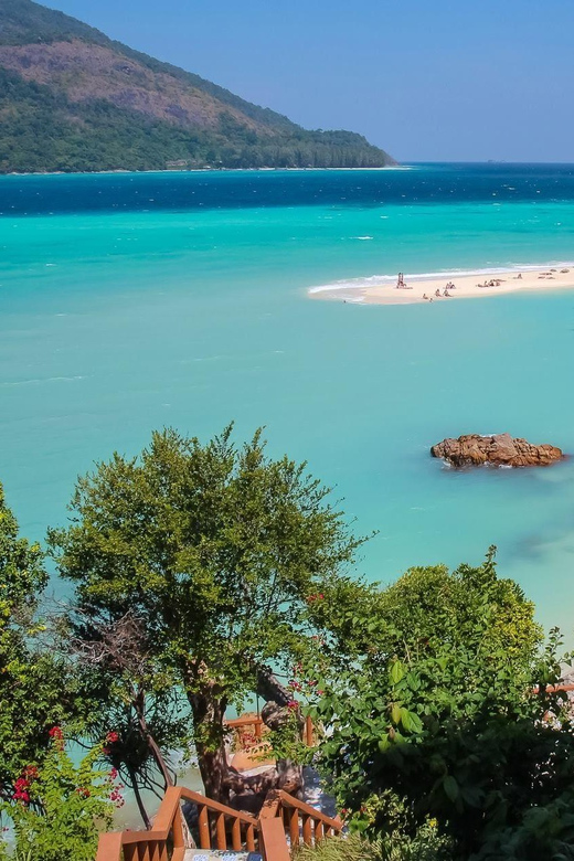 Koh Lipe: 7 Island Snorkeling Trip by Longtail Boat w/ Lunch - Sea fans and coral around Koh Peung
