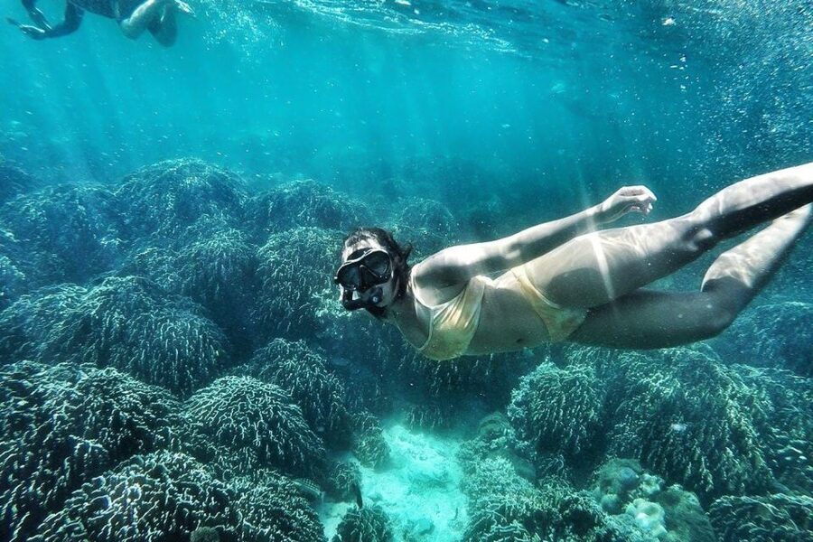 Koh Lipe: Full Day Multi-Island Snorkeling Trip with Lunch - Koh Hin Ngam and its black-stone beach