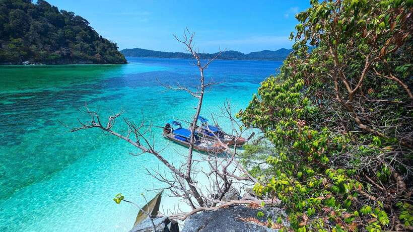 Koh Lipe: Island Hopping by Private Longtail Boat w/ Snorkel - Weather, sea conditions, and comfort