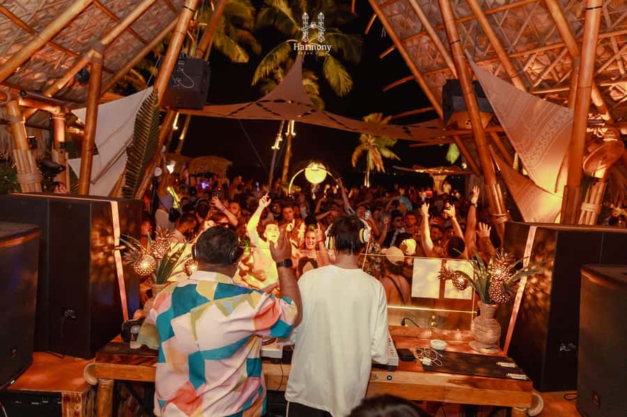 Koh Phangan: Halfmoon Festival (Party Tickets) - Getting there and choosing the right pass