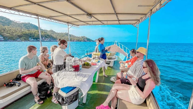 Koh Tao: First Light Snorkel Adventure with Oxygen Tours - Ao Leuk brings shallower water and fish