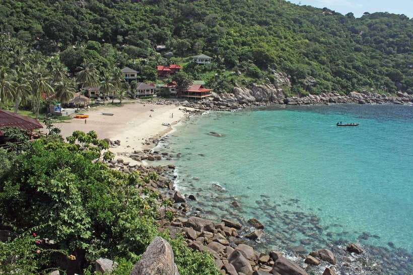 Koh Tao: Premium Snorkel Tour to Koh Nangyuan Bays by Oxygen - Aow Leuk and the reef stops