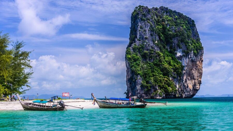 Krabi: 4 Islands & Krabi's Separated Sea Longtail Boat Tour - The longtail boat: charm, noise, and spray